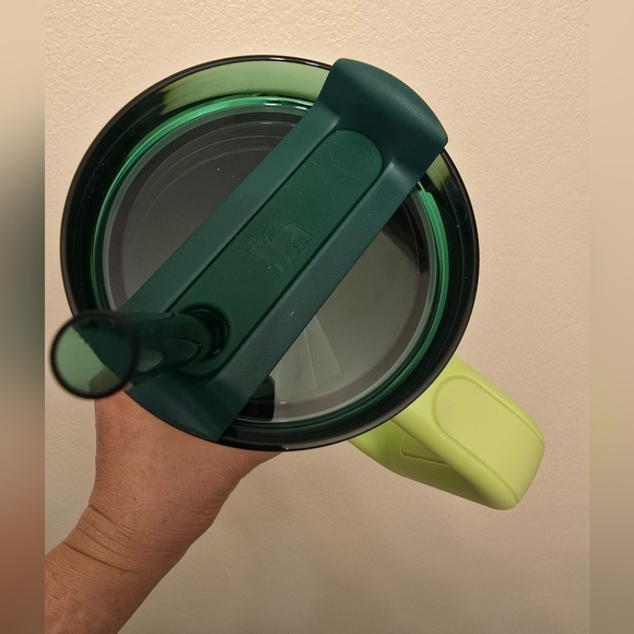 NWT 2025 LATAM Starbucks Stanley Collab, Quencher Tumbler, 30 Oz - Picture 8 of 11